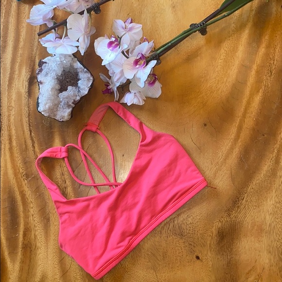 🙏 Lululemon Free To Be Bra H2O - Picture 2 of 4